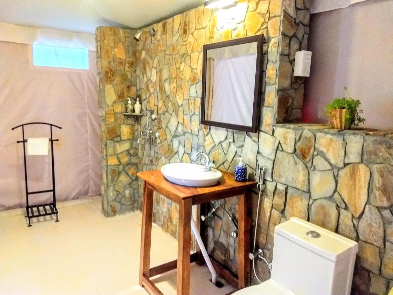 Nayalap - Rural Himalayan Glamping Hotel Shitlakhet Kültér fotó